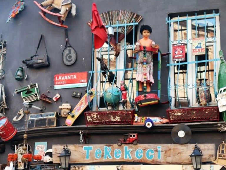 Cifit Bazaar in Balat, Istanbul