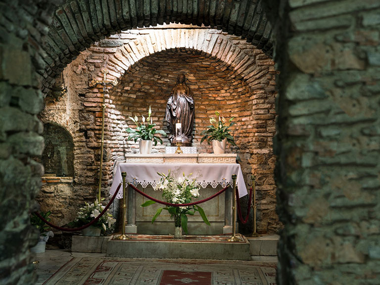 Top Attractions Ephesus Virgin Mary House